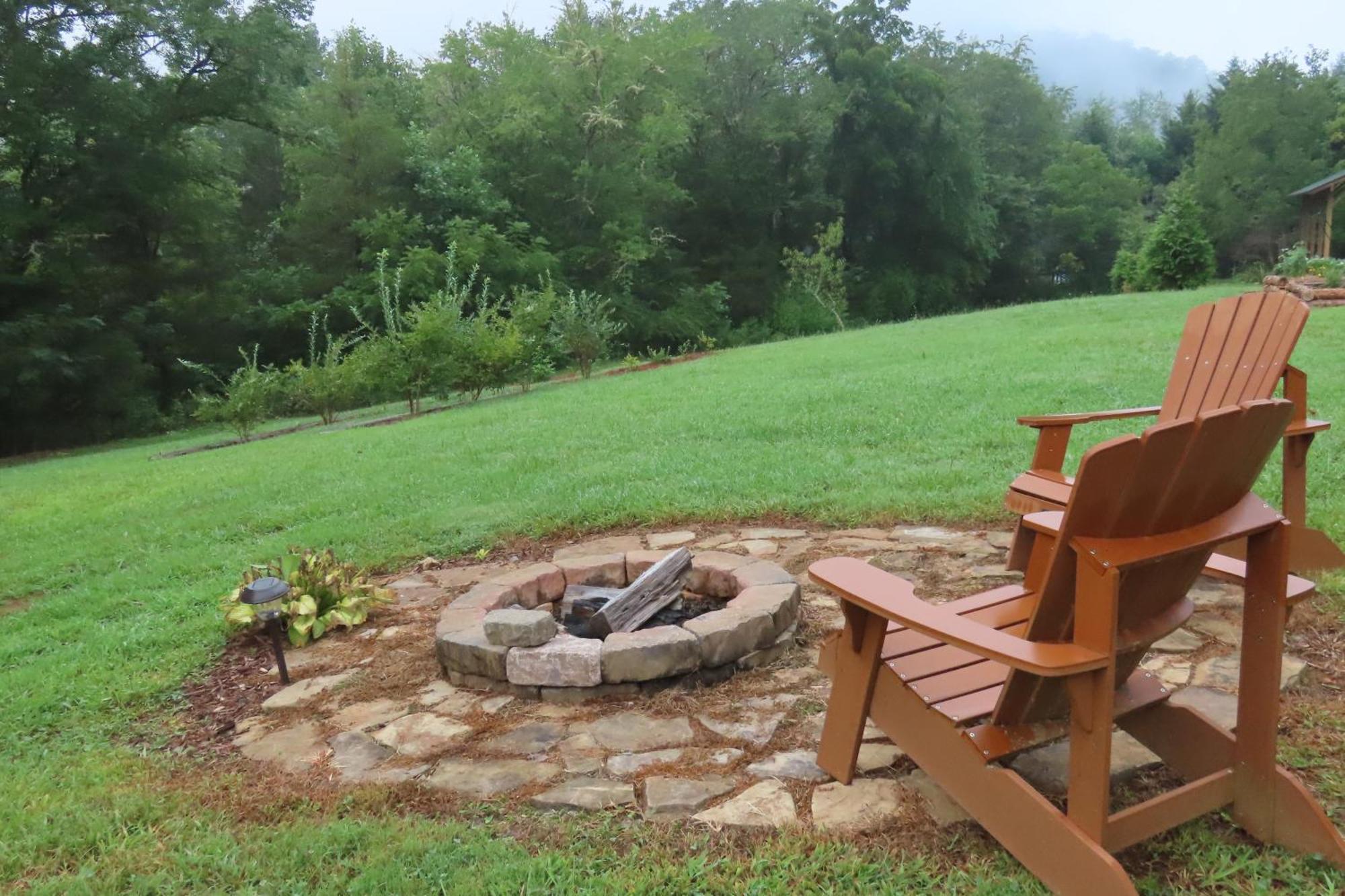 Scenic Fox Ridge Cabin On 4 Acres With Hot Tub! Whittier Luaran gambar